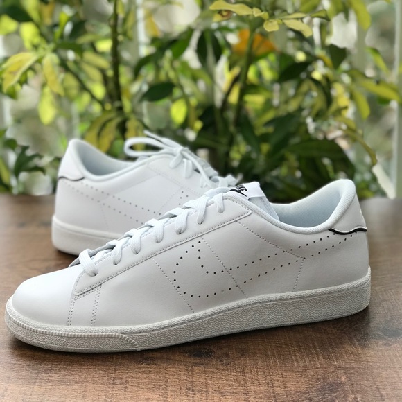 nike tennis classic white